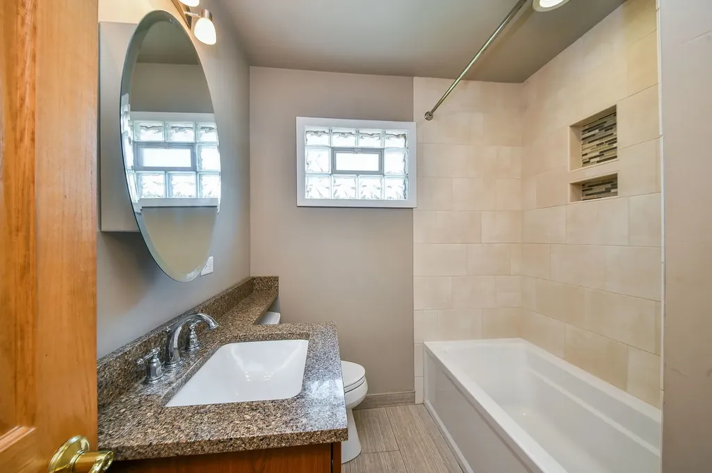 36 Robin Hill Drive Naperville IL 60540