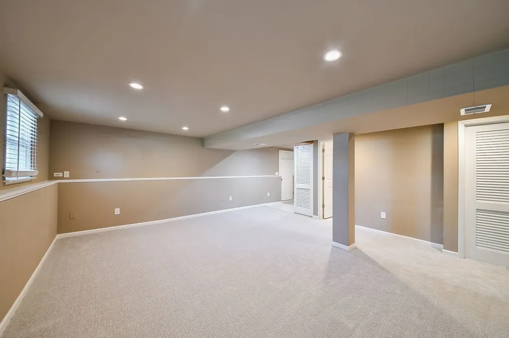 36 Robin Hill Drive Naperville IL 60540