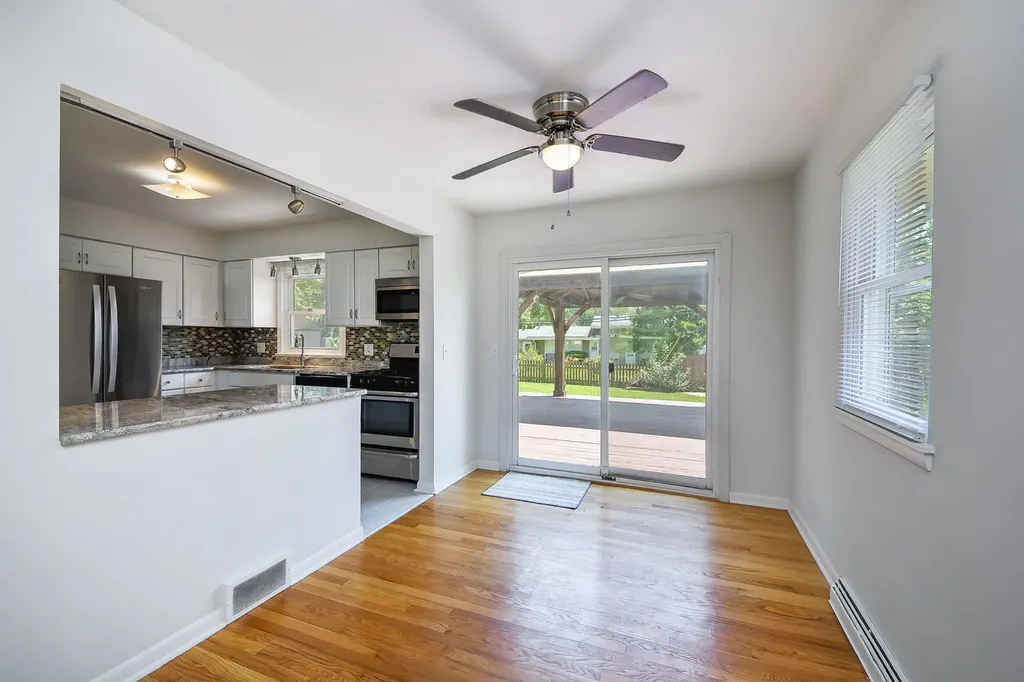 36 Robin Hill Drive Naperville IL 60540