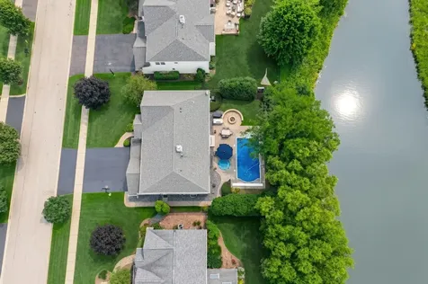 18815 Wildflower Way Lake Villa IL 60046
