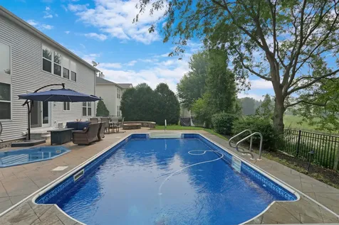 18815 Wildflower Way Lake Villa IL 60046