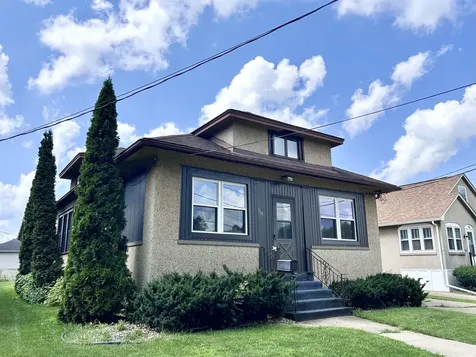 708 12TH Street Peru IL 61354