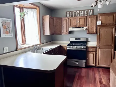 708 12TH Street Peru IL 61354