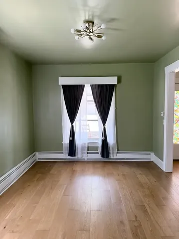 124 East Sunnyside Avenue Libertyville IL 60048