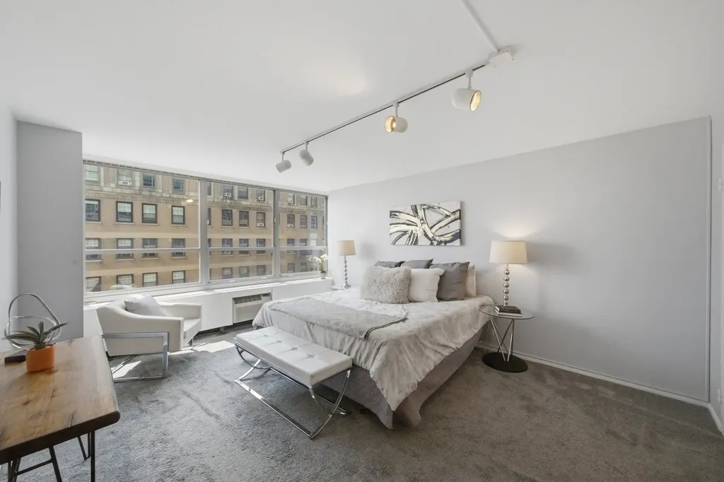 3550 North Lake Shore Drive Chicago IL 60657