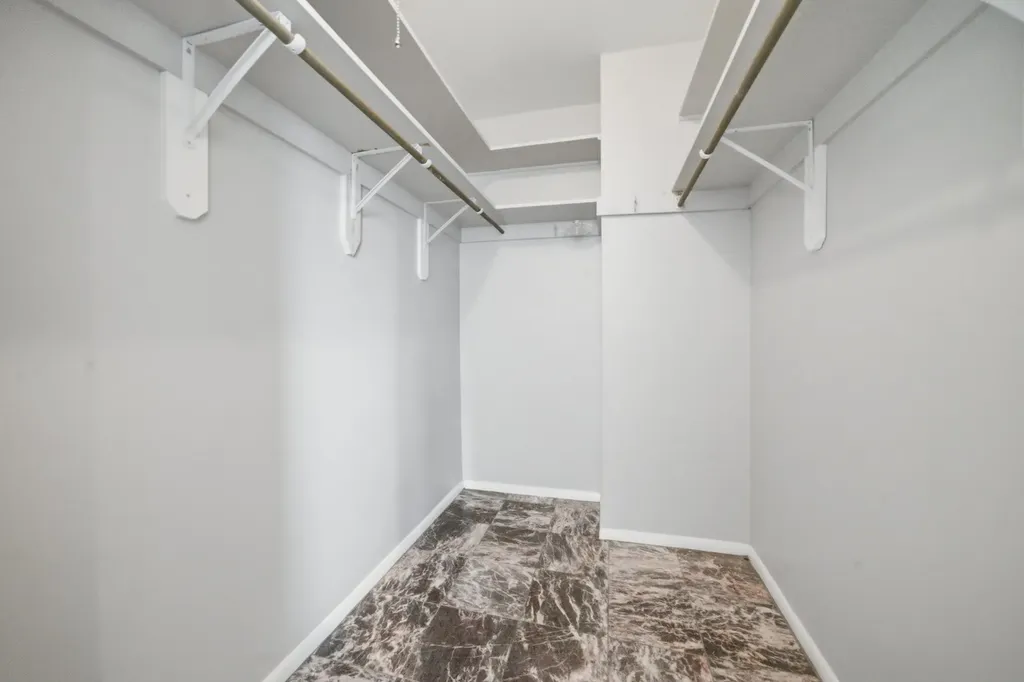 3550 North Lake Shore Drive Chicago IL 60657