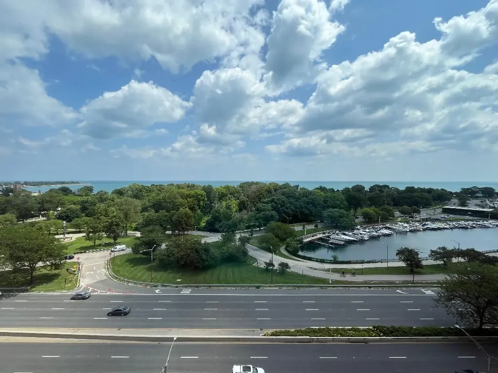 3550 North Lake Shore Drive Chicago IL 60657