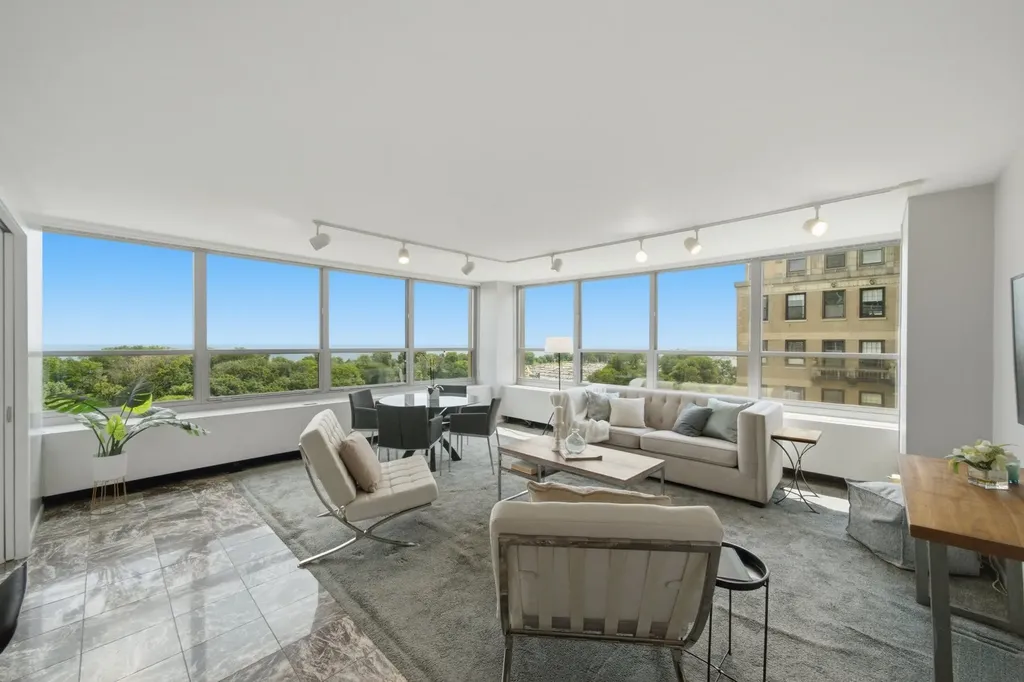 3550 North Lake Shore Drive Chicago IL 60657