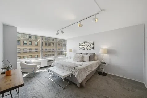 3550 North Lake Shore Drive Chicago IL 60657