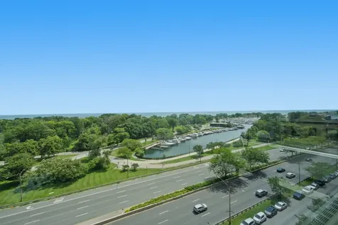 3550 North Lake Shore Drive Chicago IL 60657