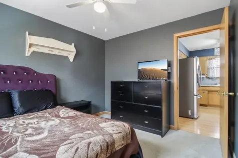 8525 South Keeler Avenue Chicago IL 60652