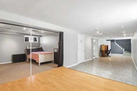 8525 South Keeler Avenue Chicago IL 60652