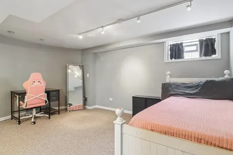 8525 South Keeler Avenue Chicago IL 60652