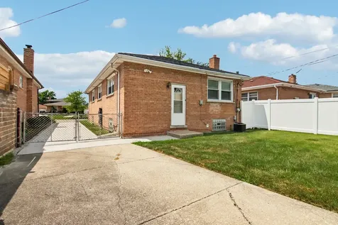 8525 South Keeler Avenue Chicago IL 60652