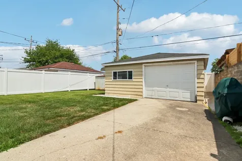 8525 South Keeler Avenue Chicago IL 60652