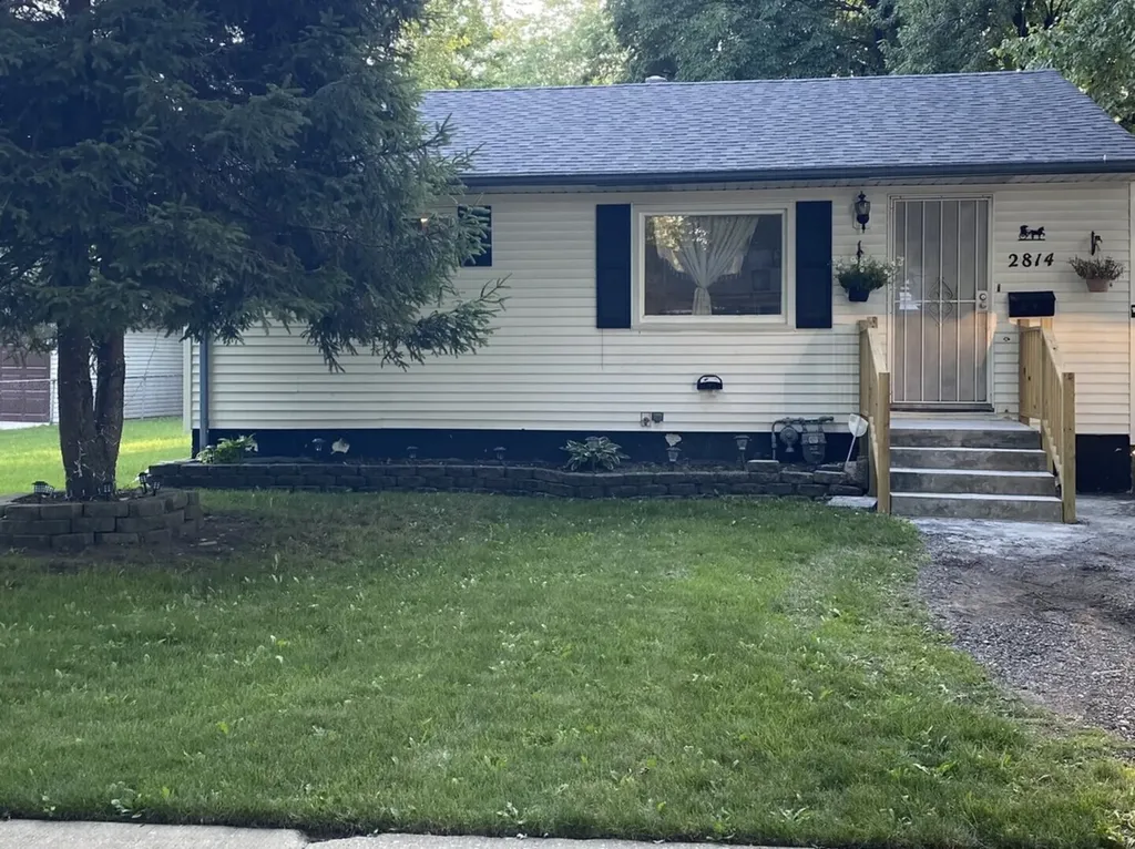 2814 North Butrick Street Waukegan IL 60087
