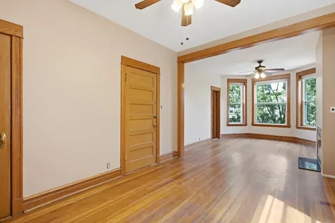 1213 West Addison Street Chicago IL 60613