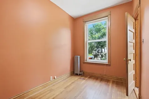1213 West Addison Street Chicago IL 60613