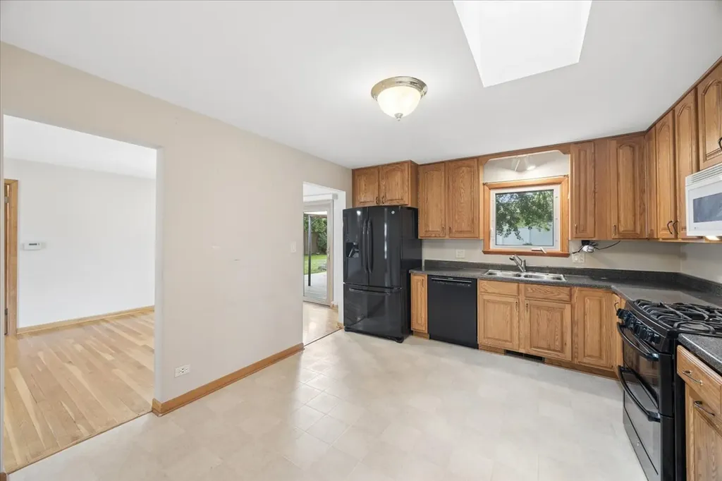 613 65TH Street Downers Grove IL 60516