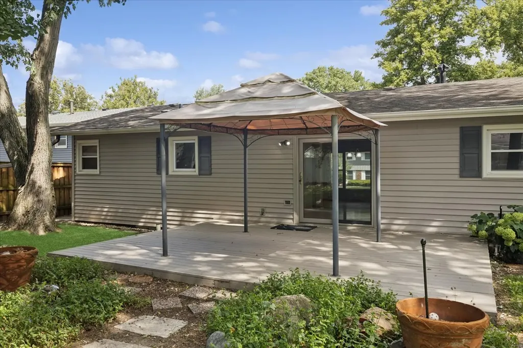 613 65TH Street Downers Grove IL 60516