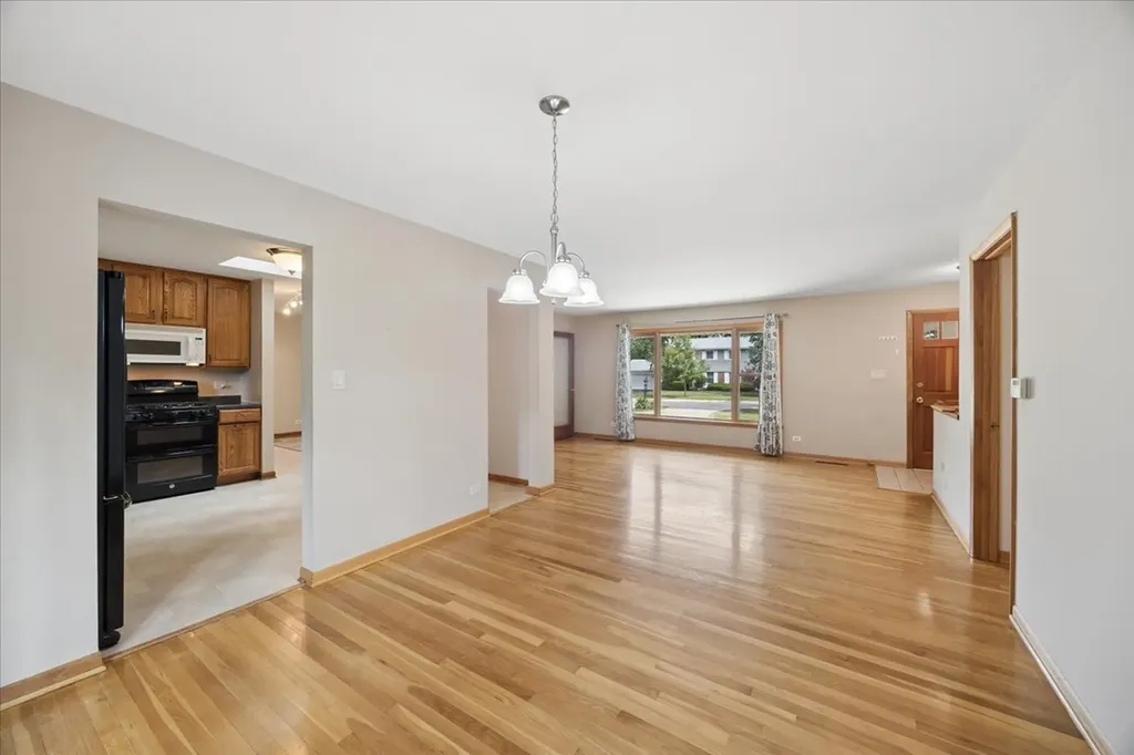 613 65TH Street Downers Grove IL 60516