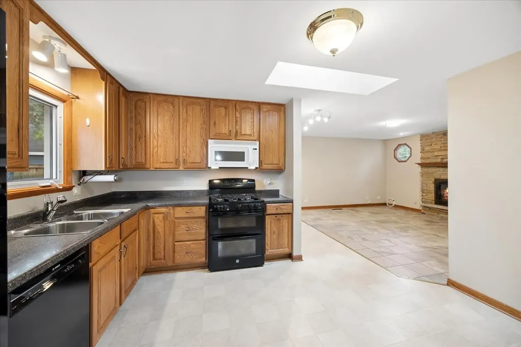 613 65TH Street Downers Grove IL 60516