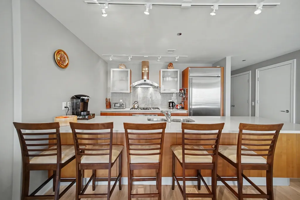 340 East Randolph Street Chicago IL 60601