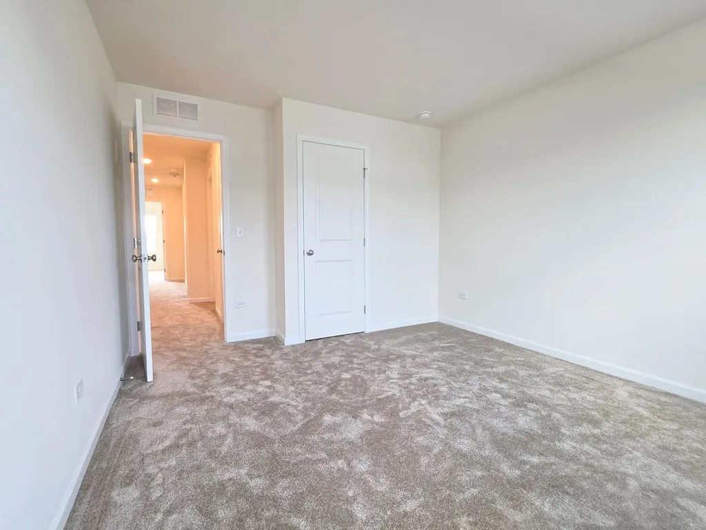 2309 Horseshoe Circle Naperville IL 60564
