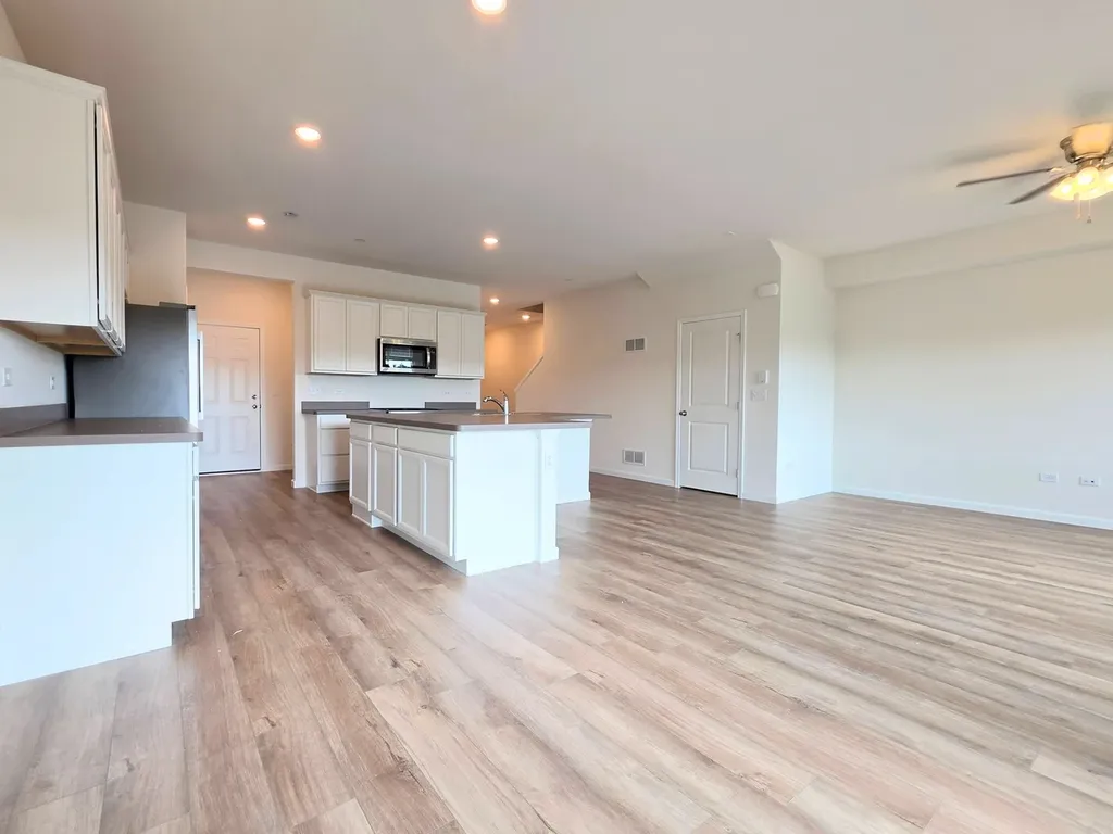 2309 Horseshoe Circle Naperville IL 60564