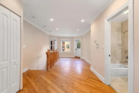 4014 North Central Park Avenue Chicago IL 60618