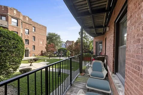 4014 North Central Park Avenue Chicago IL 60618