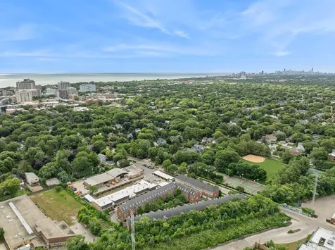 1661 Church Street Evanston IL 60201