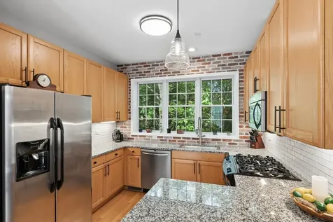 1661 Church Street Evanston IL 60201