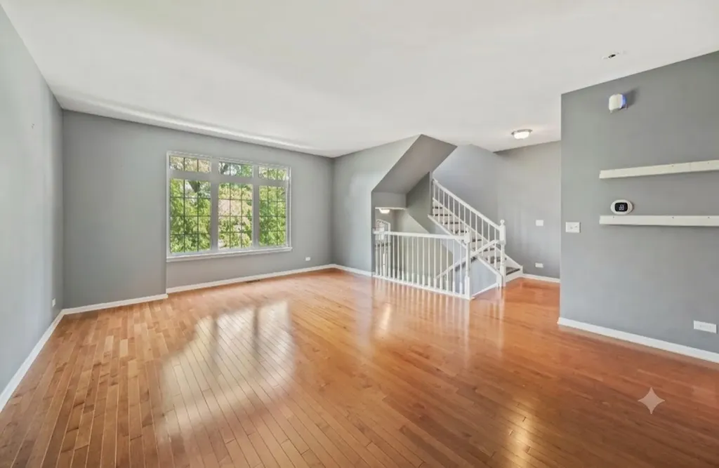 284 Edmundton Circle Carol Stream IL 60188