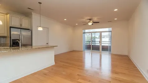 2352 West Byron Street Chicago IL 60618