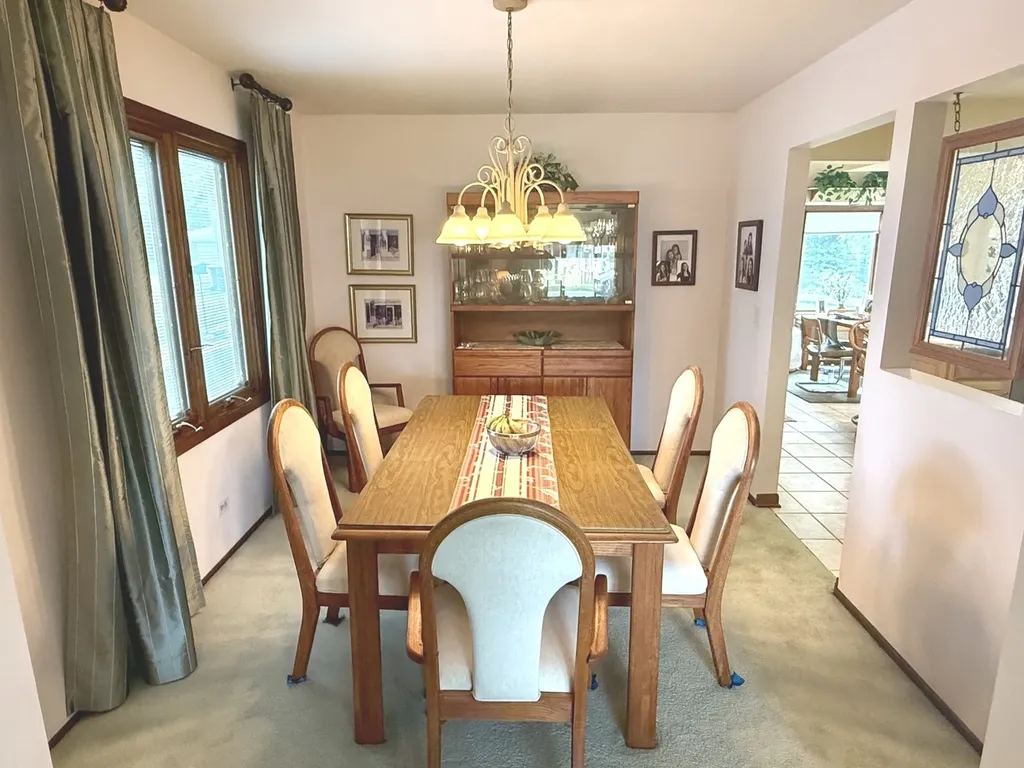 127 East Traube Avenue Westmont IL 60559