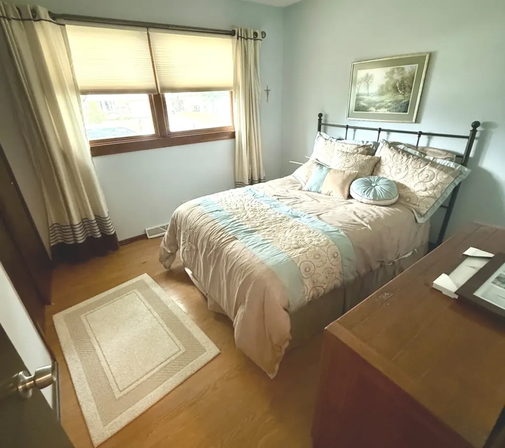127 East Traube Avenue Westmont IL 60559