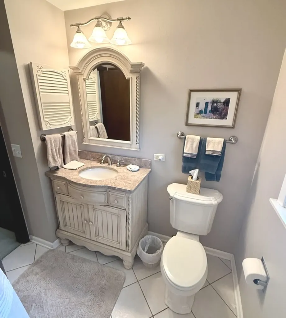 127 East Traube Avenue Westmont IL 60559