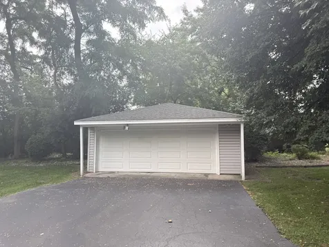 127 East Traube Avenue Westmont IL 60559