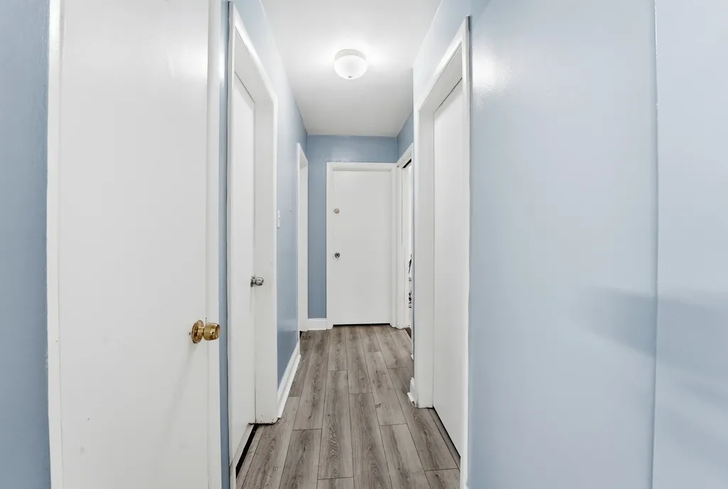 2507 West Coyle Avenue Chicago IL 60645
