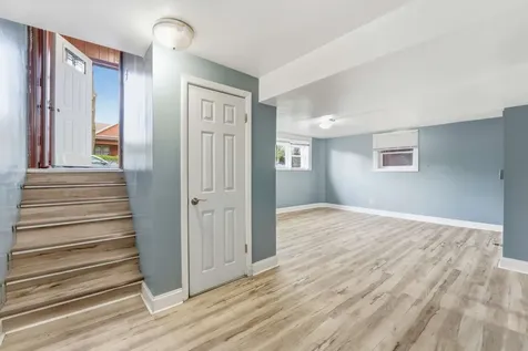 2507 West Coyle Avenue Chicago IL 60645