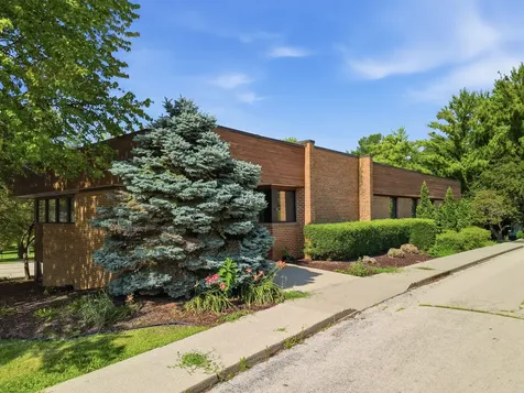 635 East Lincolnway Road Morrison IL 61270