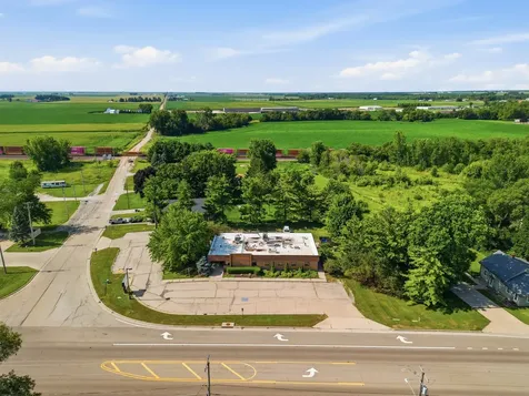 635 East Lincolnway Road Morrison IL 61270