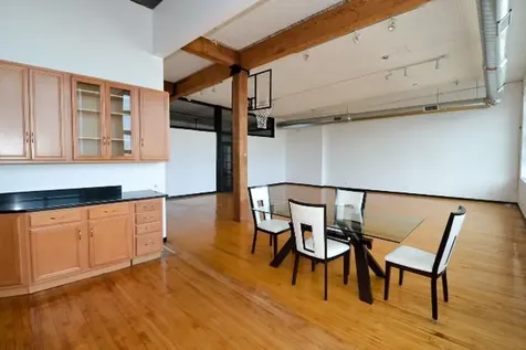 2412 West North Avenue Chicago IL 60647