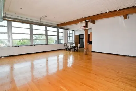 2412 West North Avenue Chicago IL 60647