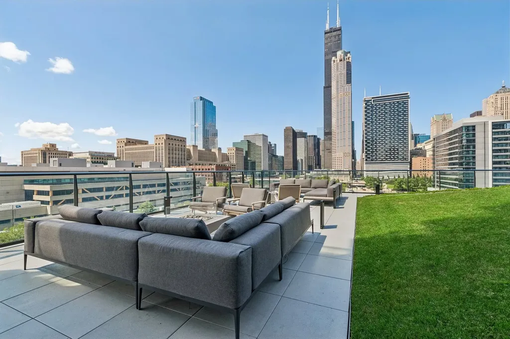234 West Polk Street Chicago IL 60605