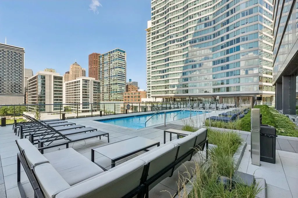 234 West Polk Street Chicago IL 60605