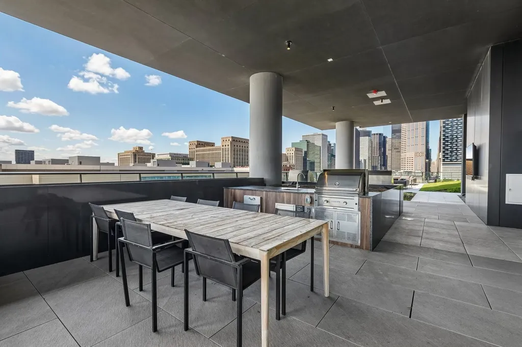 234 West Polk Street Chicago IL 60605