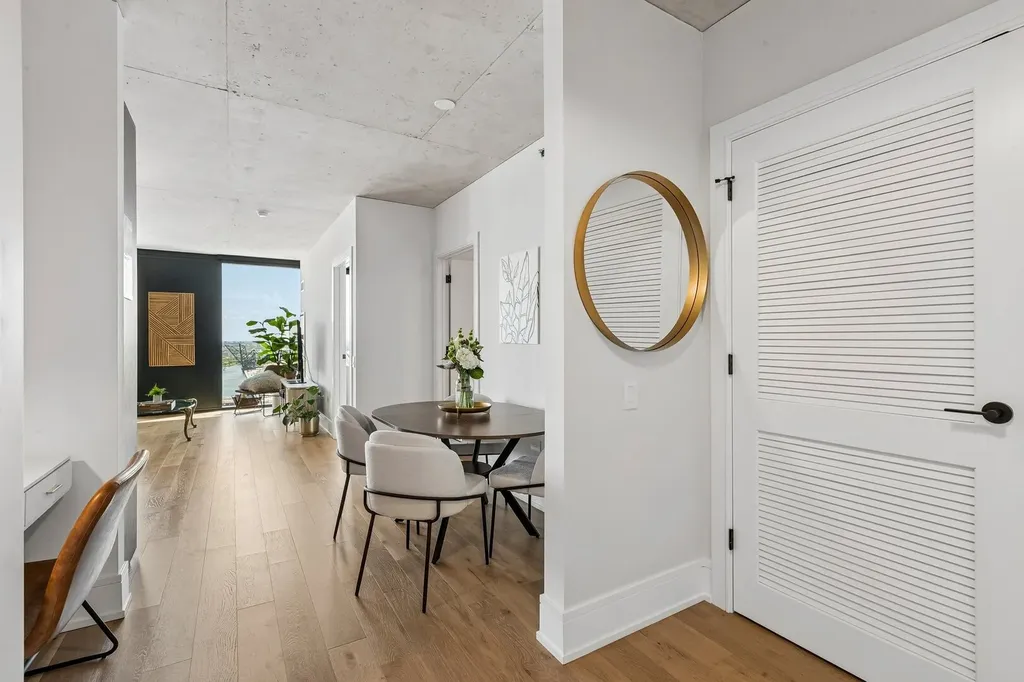 234 West Polk Street Chicago IL 60605