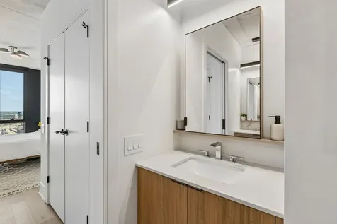 234 West Polk Street Chicago IL 60605
